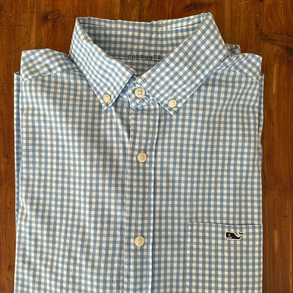 Vineyard vines Classic Fit Tucker Shirt. Size Small